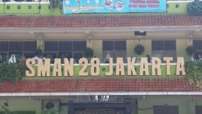 SMP Negeri 28 Jakarta Viral TikTok Gegara Siswi Cantik