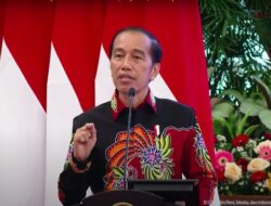 Presiden Joko Widodo Sentil Gaya Mewah Anggota Polri